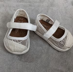 Girls TOMs Shoes size 2